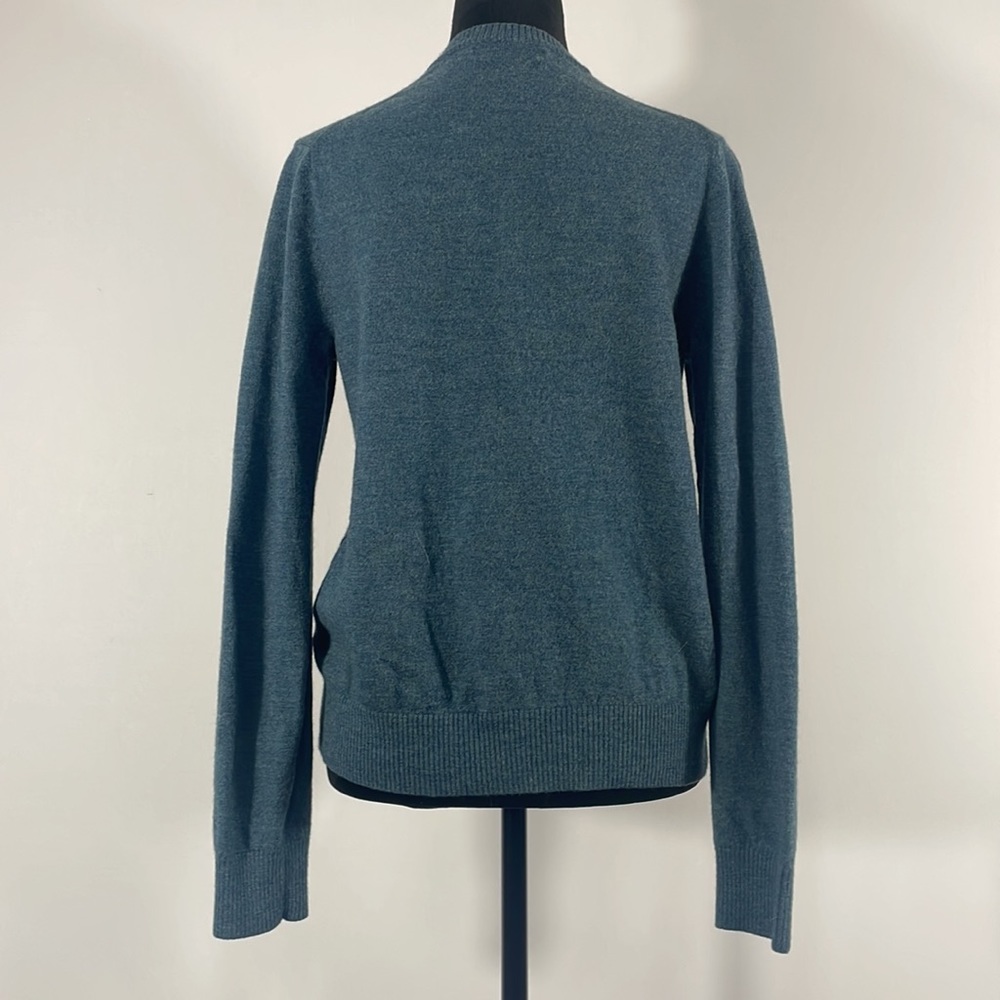 Banana Republic V neck Sweater, Medium, Merino Wool, Blue - Picture 4 of 6